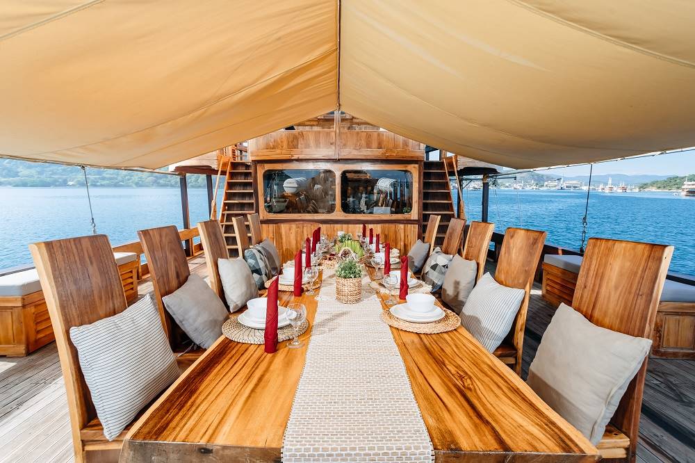 Private Charter Andamani en Komodo
