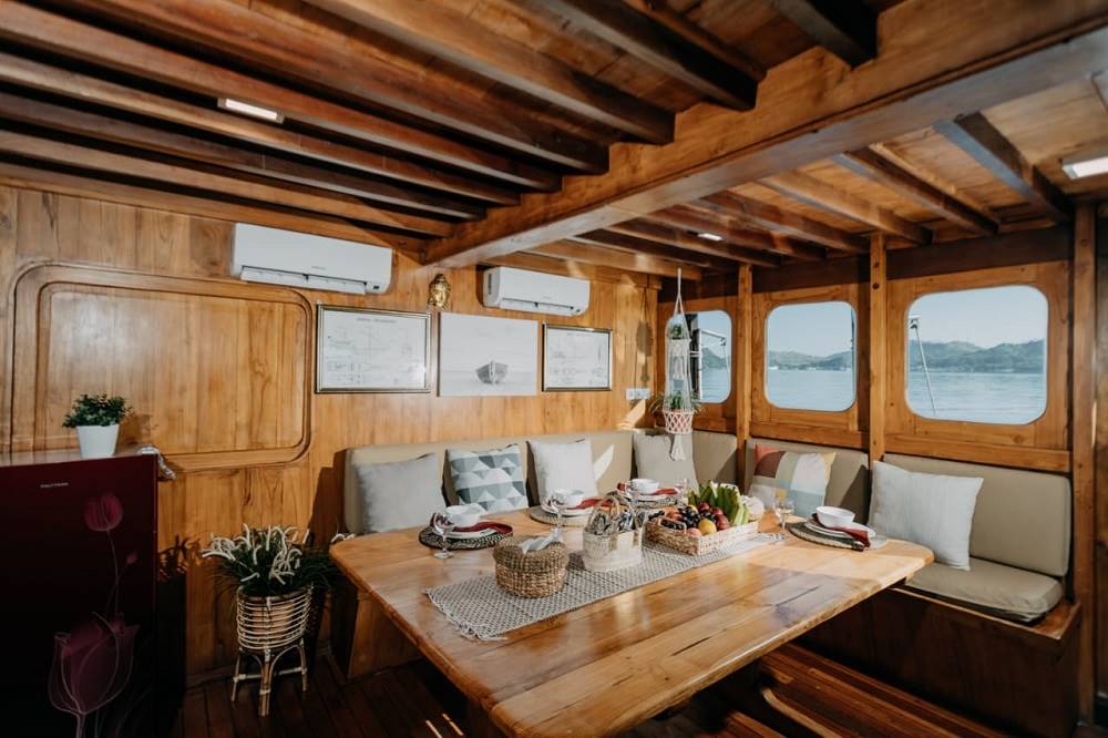 Private Charter Andamani en Komodo
