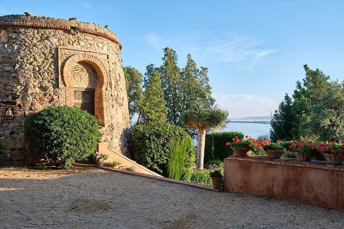 Hotel Soho Boutique Castillo de Santa Catalina | LAT.40