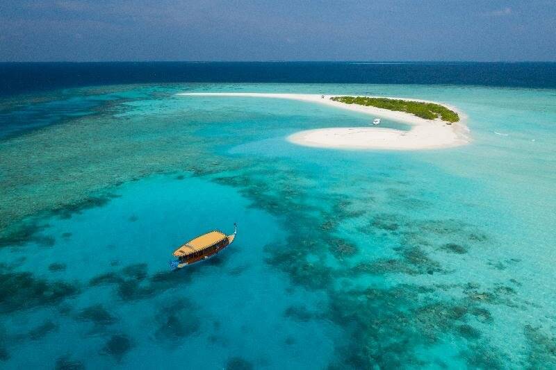 Brennia Kottefaru en Raa Atoll