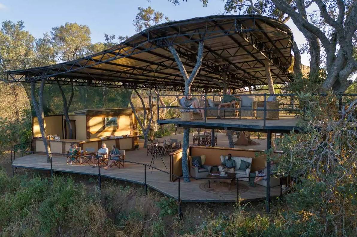 Hideaways Mhara River Camp | LAT.40