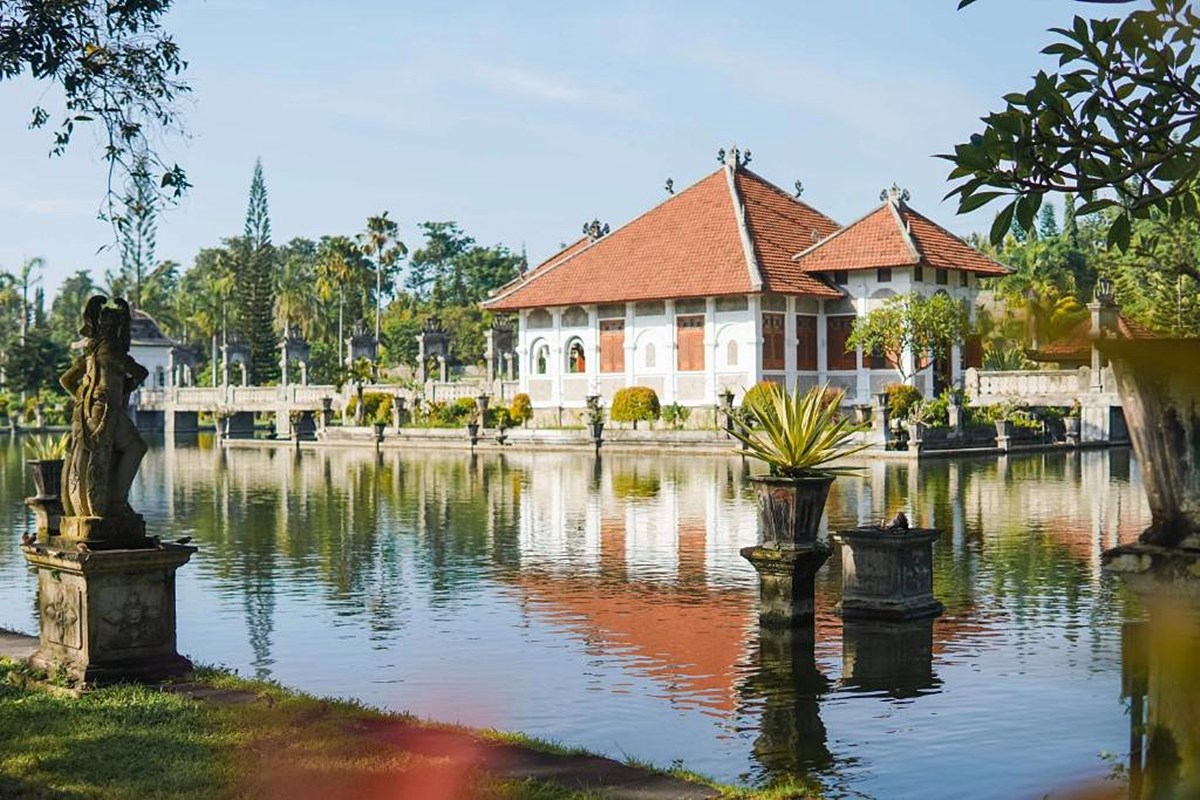 Alila Manggis  en Manggis