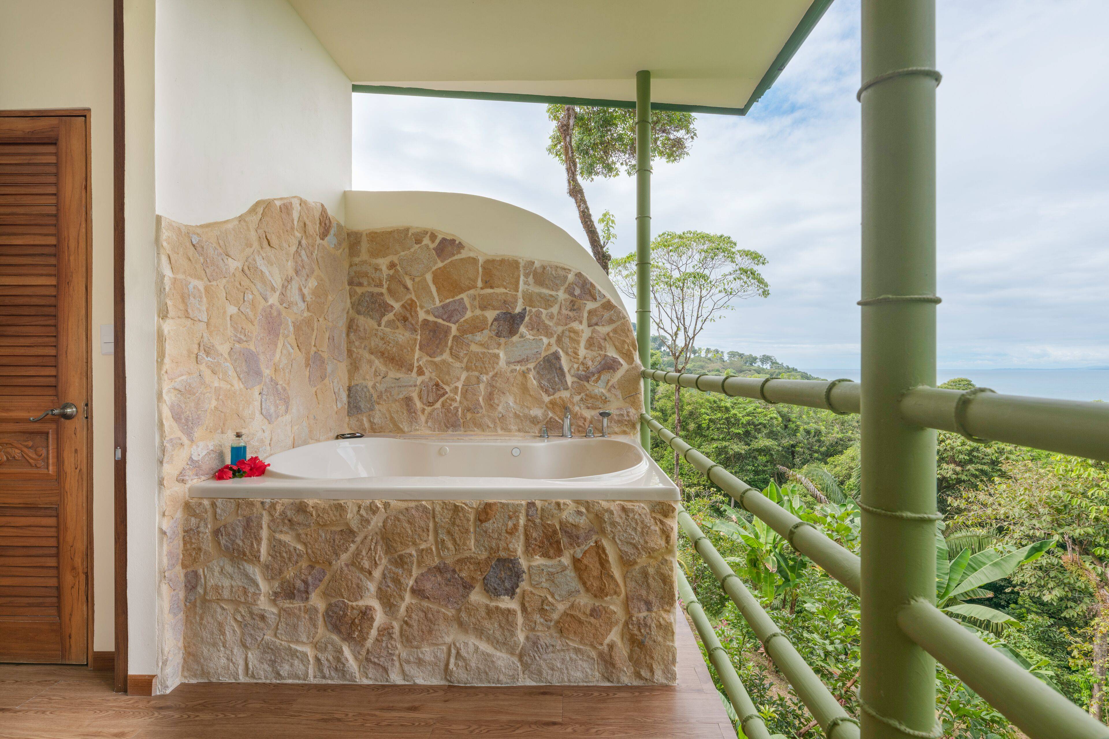 Issimo Suites Boutique Hotel and Spa en Manuel Antonio