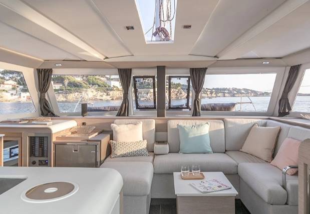 Private Charter Isla 40 en Polinesia Francesa