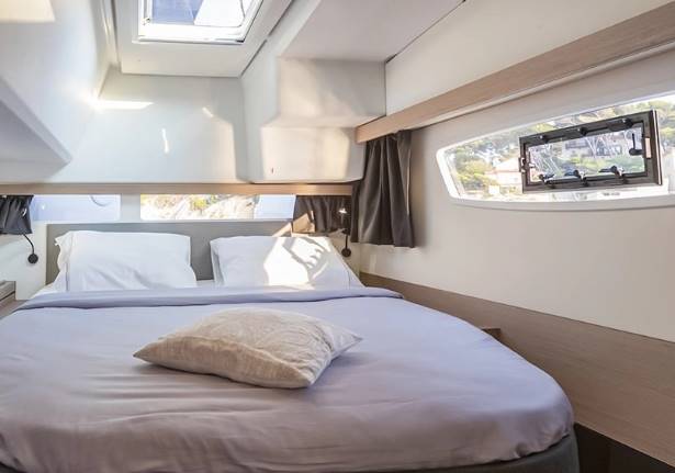 Private Charter Isla 40 en Polinesia Francesa