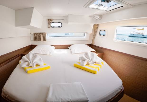 Private Charter Lagoon 42 en Polinesia Francesa