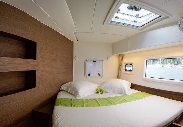 Private Charter Lagoon 42 en Polinesia Francesa