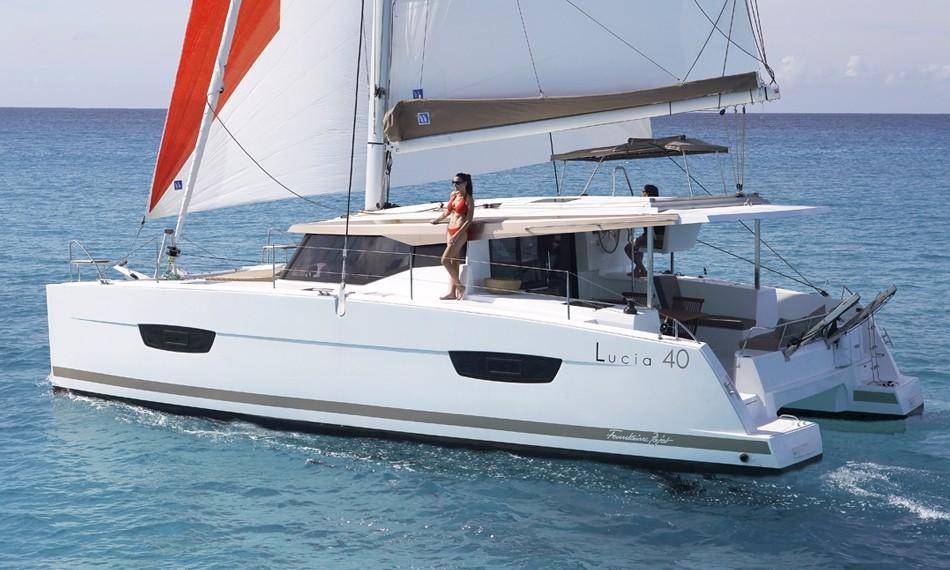 Private Charter Lucia 40 en Polinesia Francesa