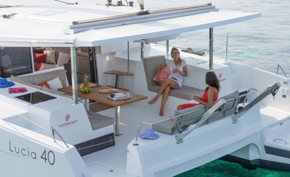Private Charter Lucia 40 en Polinesia Francesa
