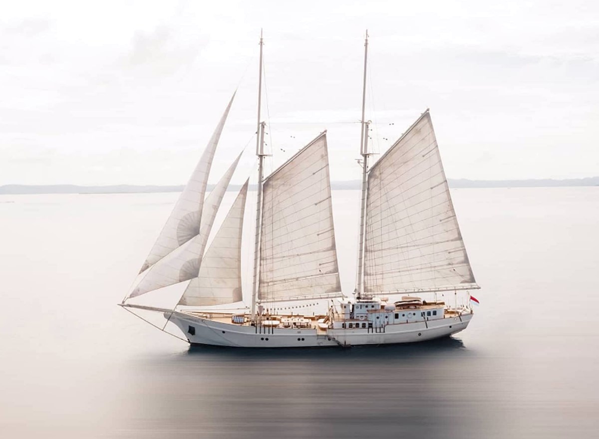 Multiara Laut | LAT.40