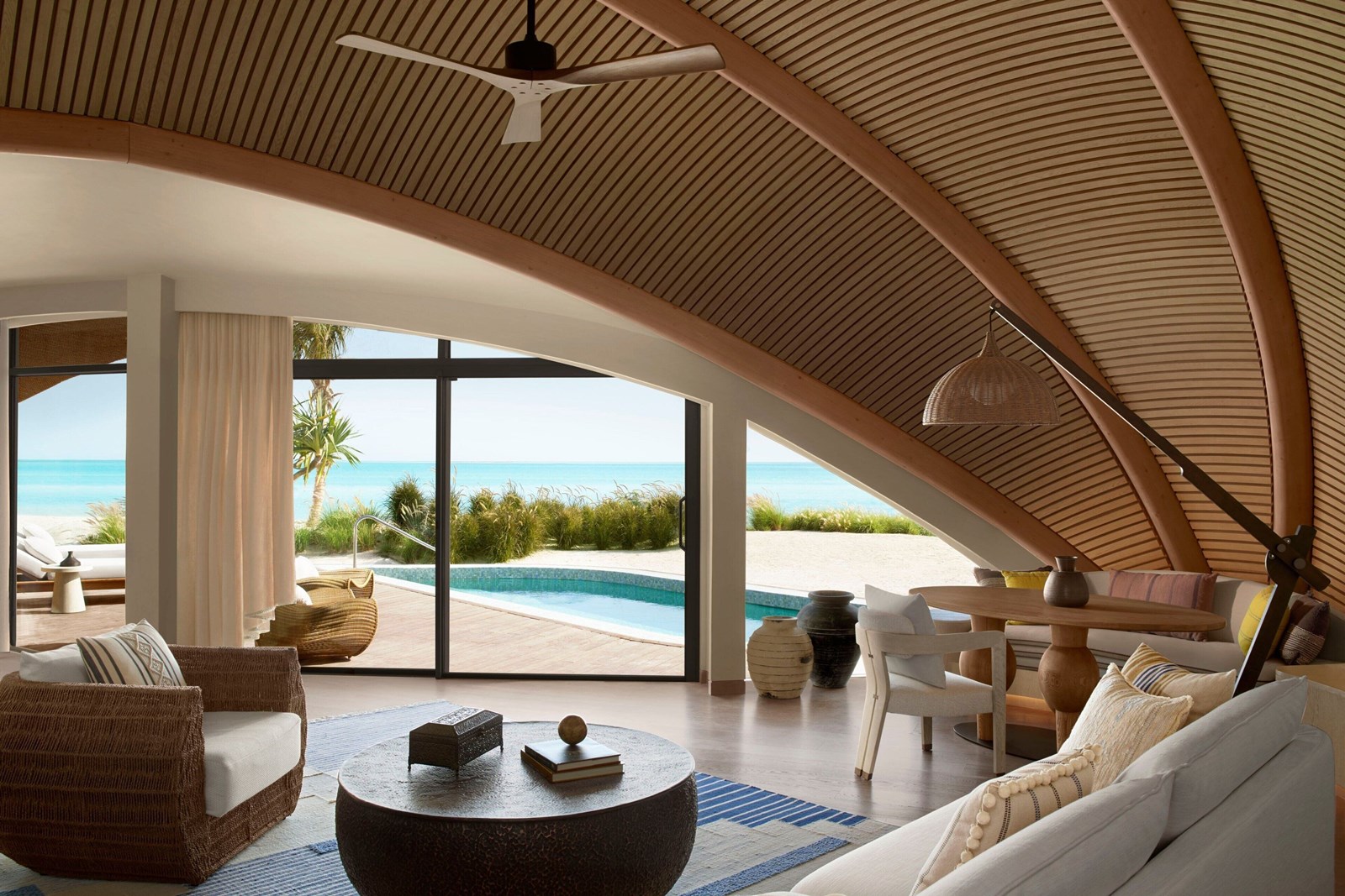Nujumba, a Ritz Carlton Reserve en mar rojo
