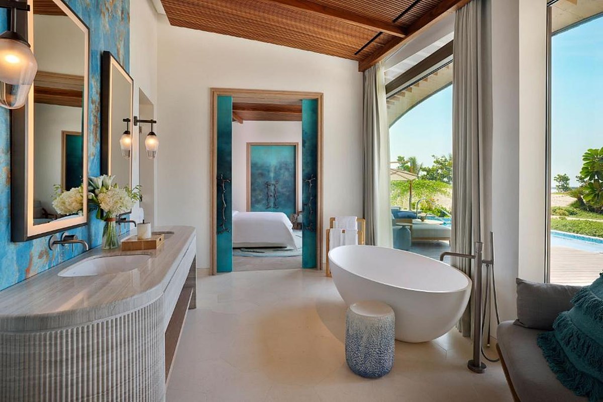 The St Regis Red Resort en mar rojo