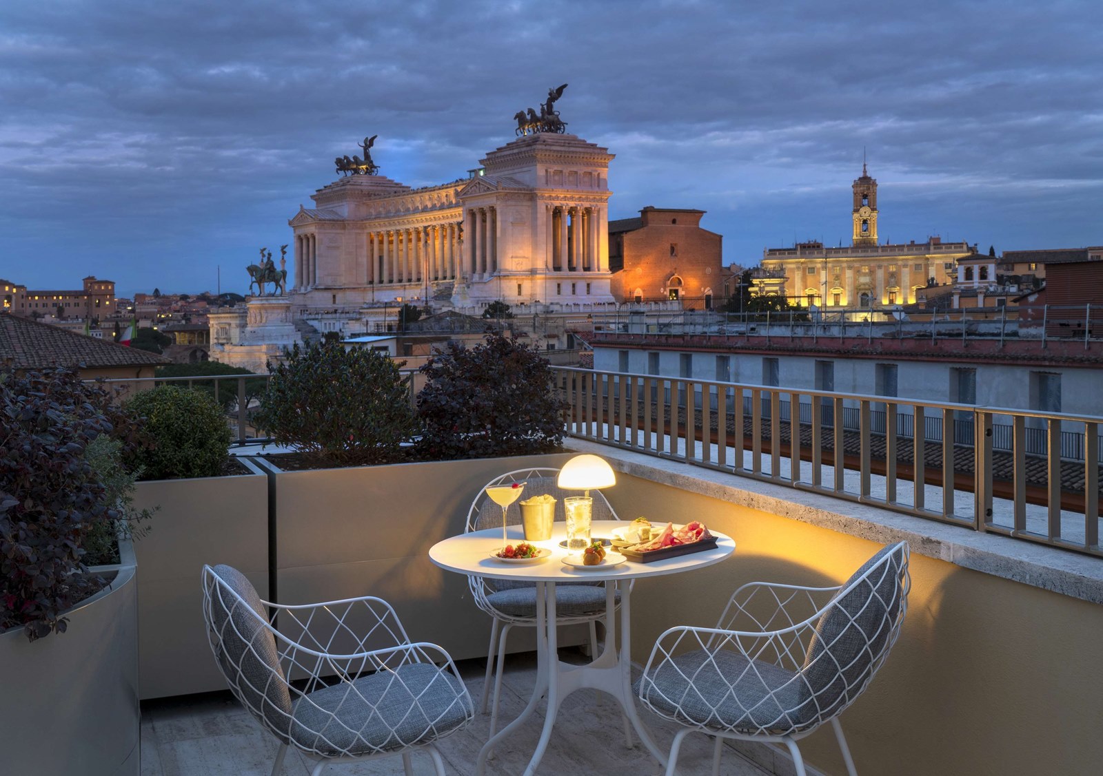 Radisson Collection Roma en su destino