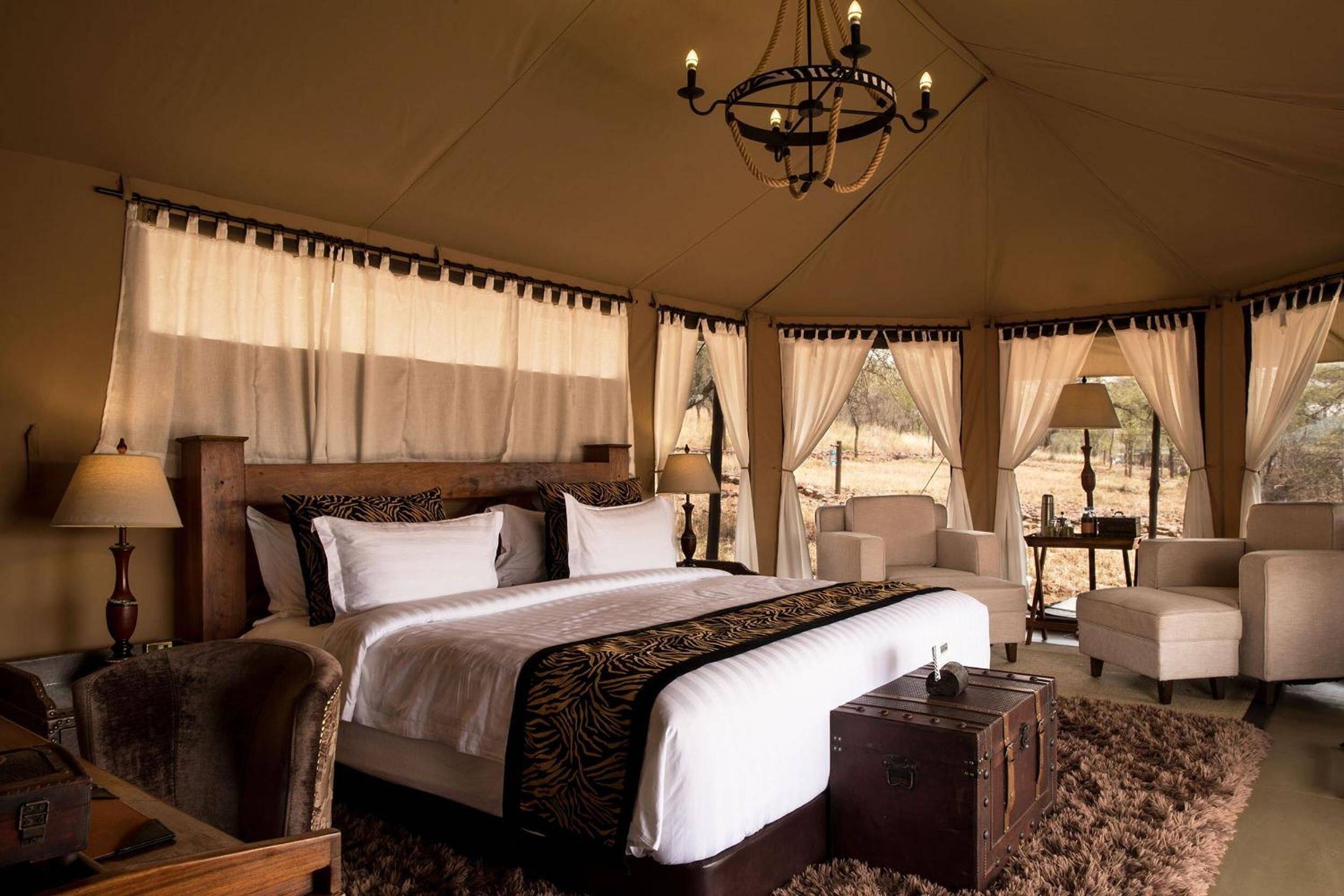 Ole Serai Luxury Camp Moru Kopjes en Serengeti