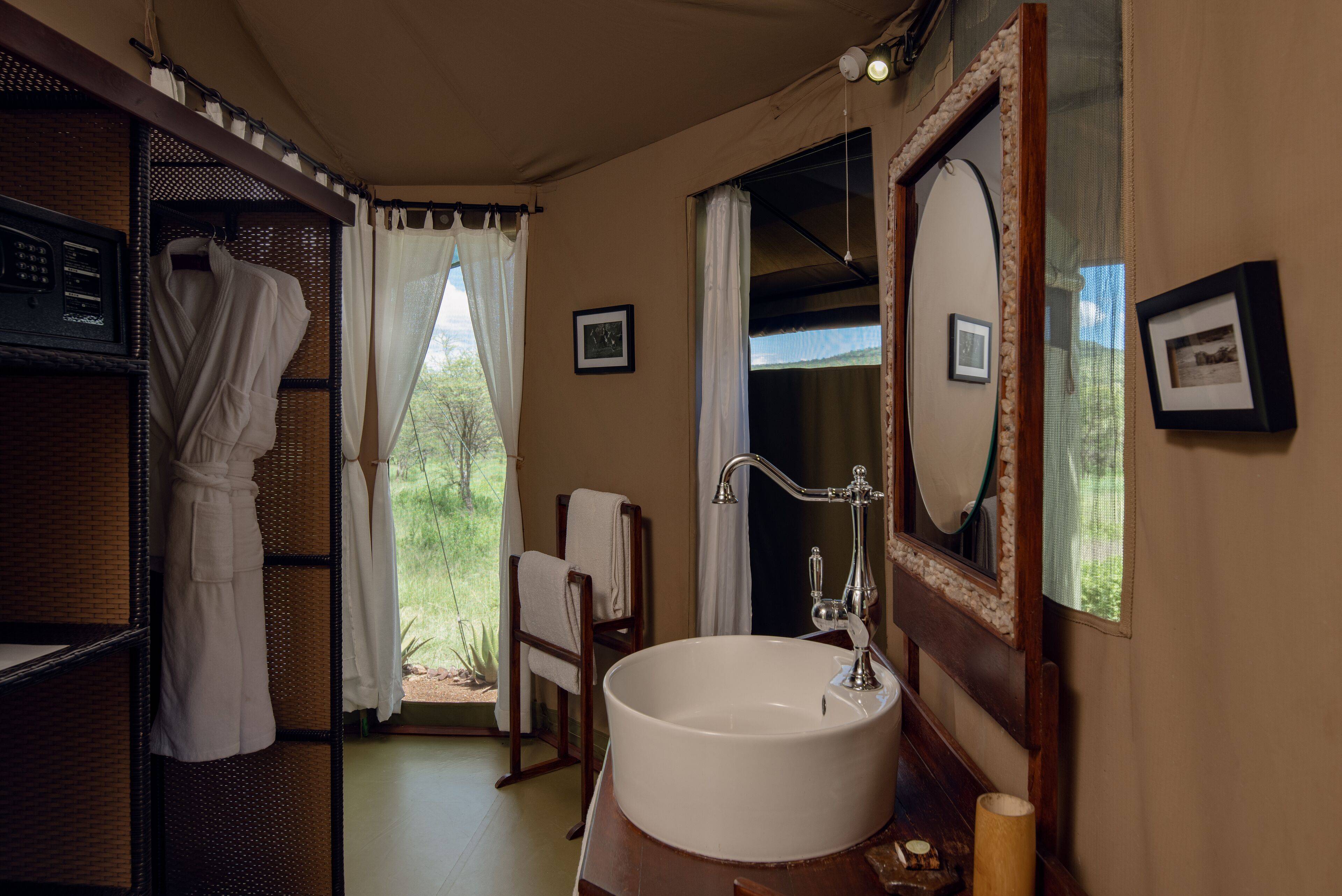 Ole Serai Luxury Camp Moru Kopjes en Serengeti