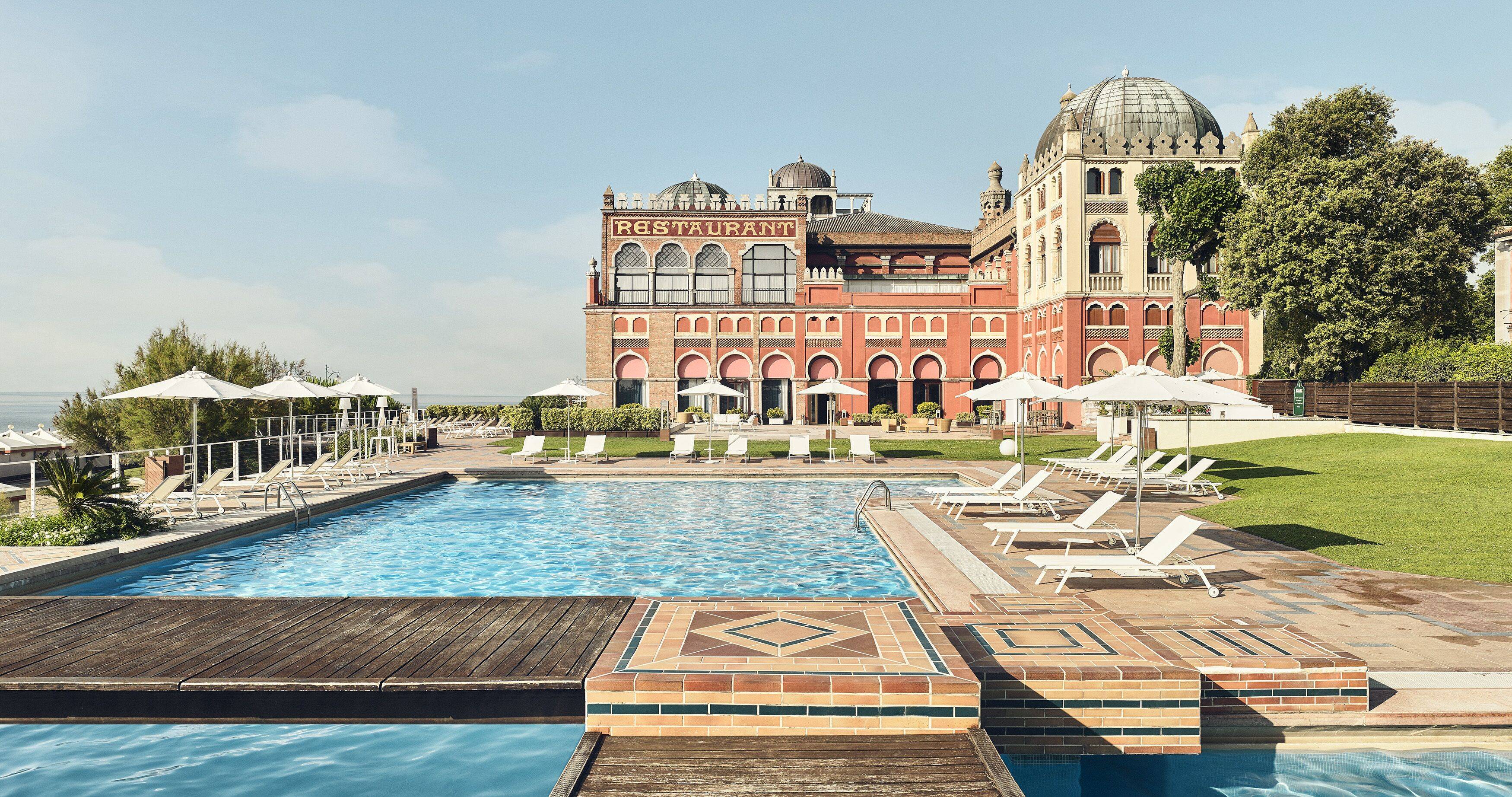 Hotel Excelsior Venice Lido Resort en su destino