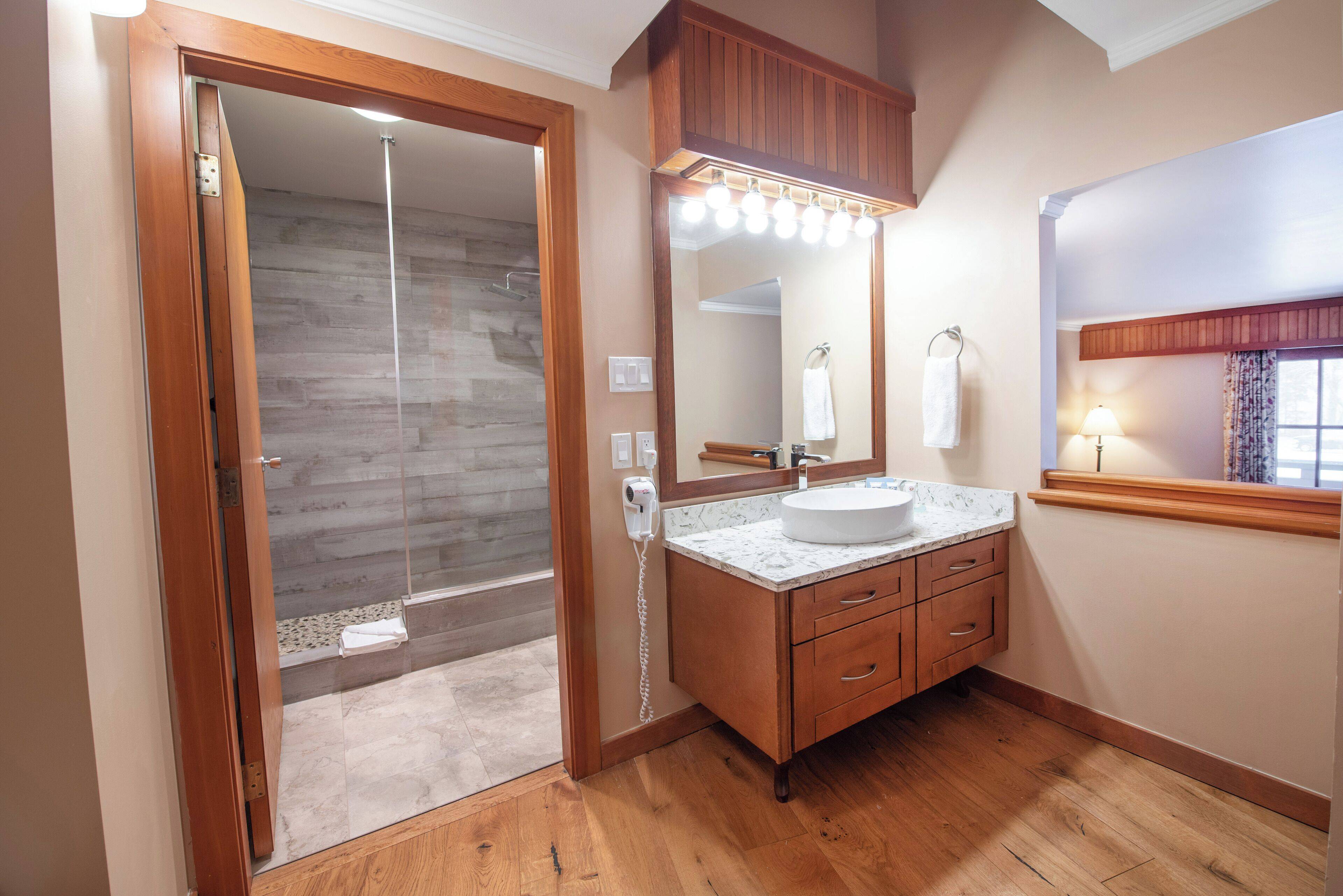 Painter's Lodge, Trademark Collection by Wyndham en Canada