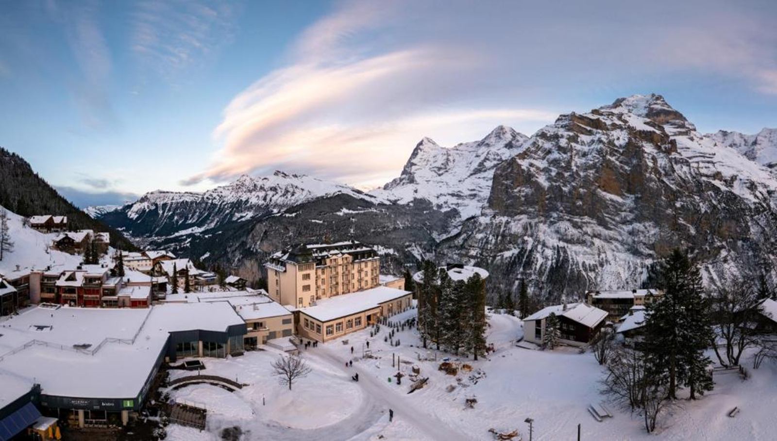 Hotel Murren Palace | LAT.40