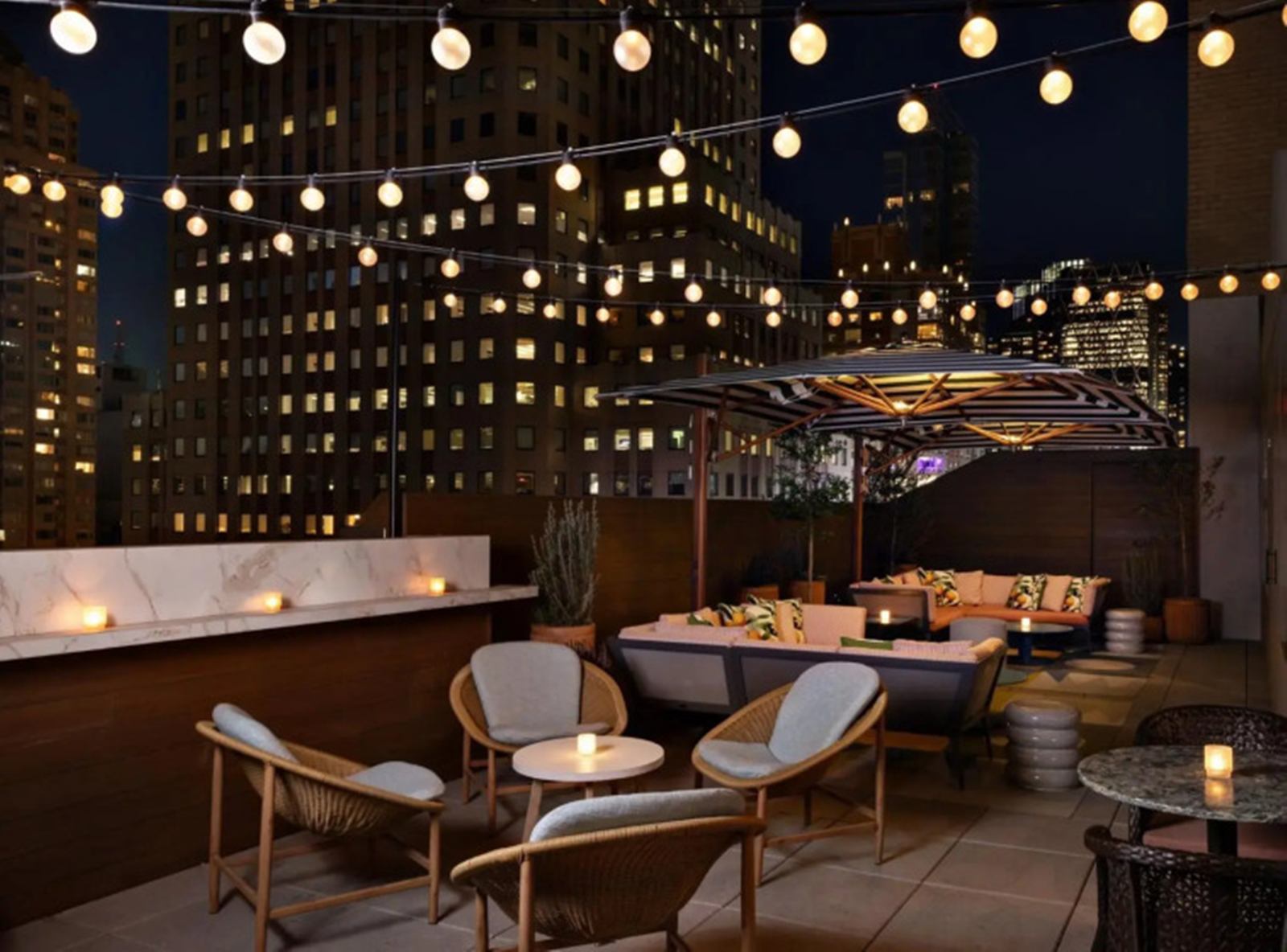 Kimpton Hotel Theta en su destino
