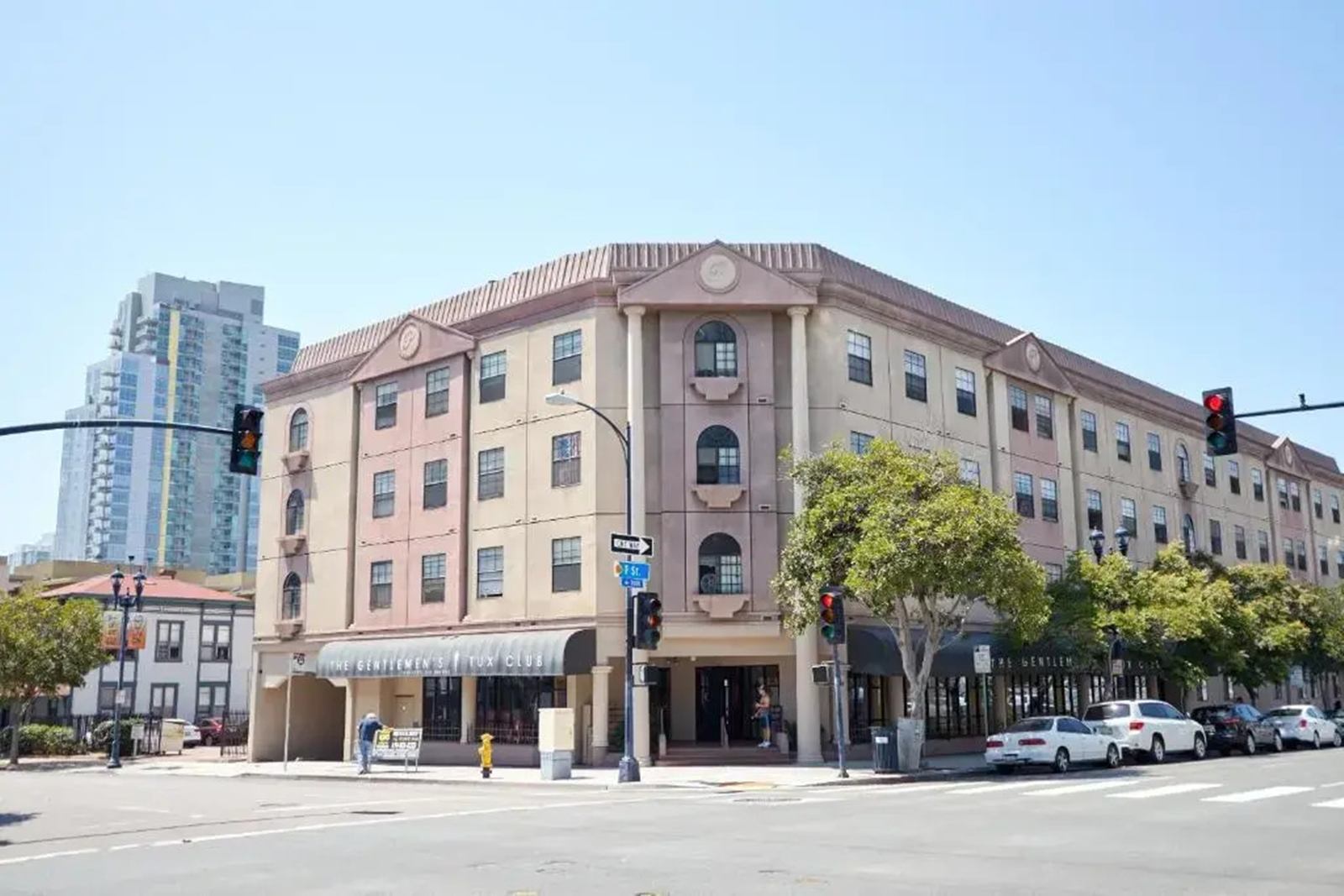 The Davis Downtown San Diego en su destino