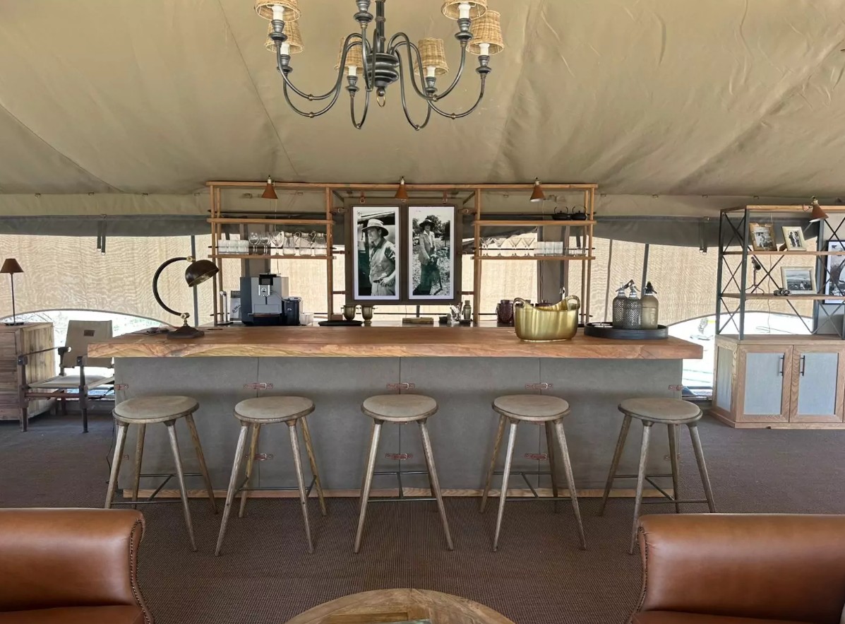 Out of Africa by LABA Explorer en Serengeti