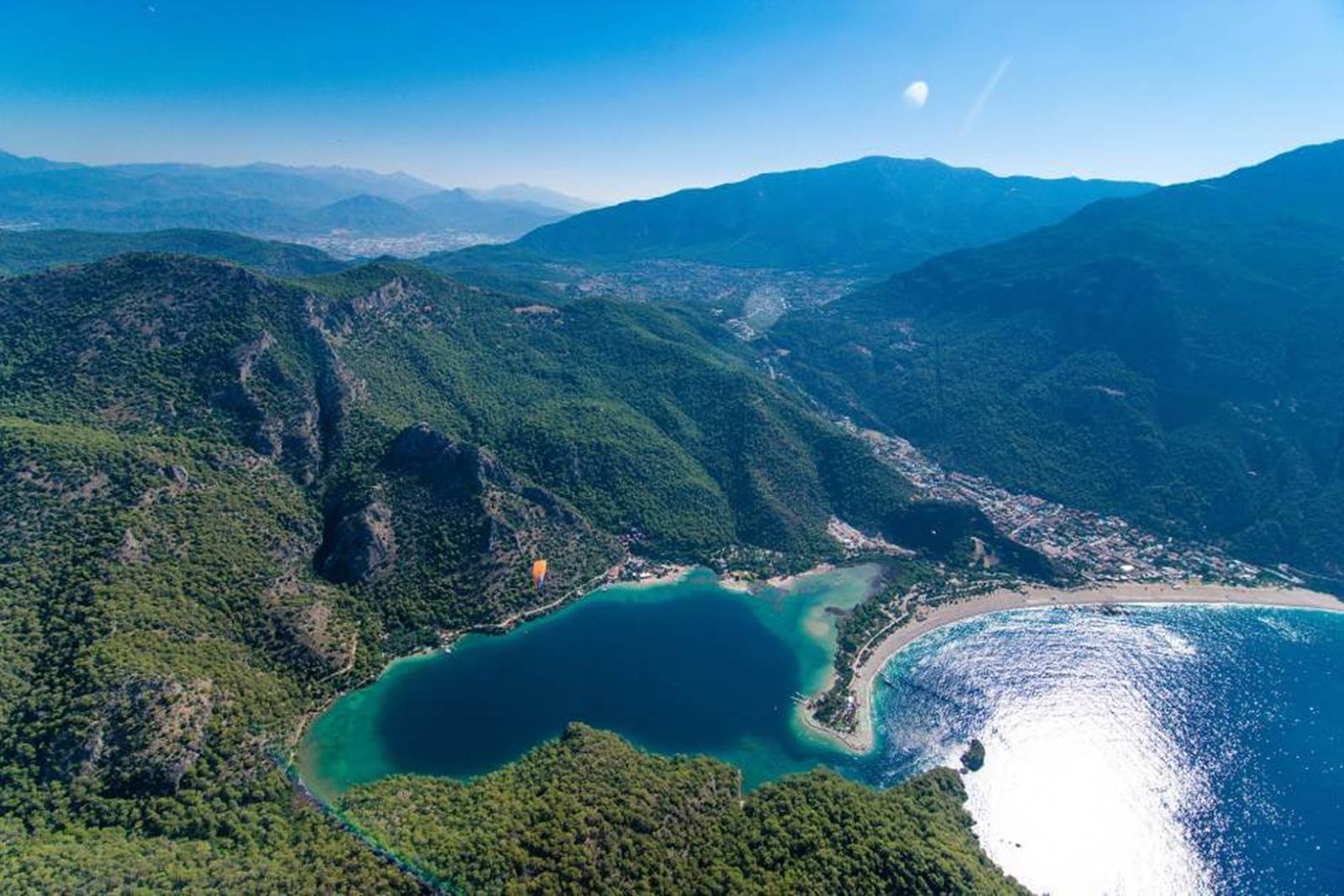 Goleta Caneren en Turkey