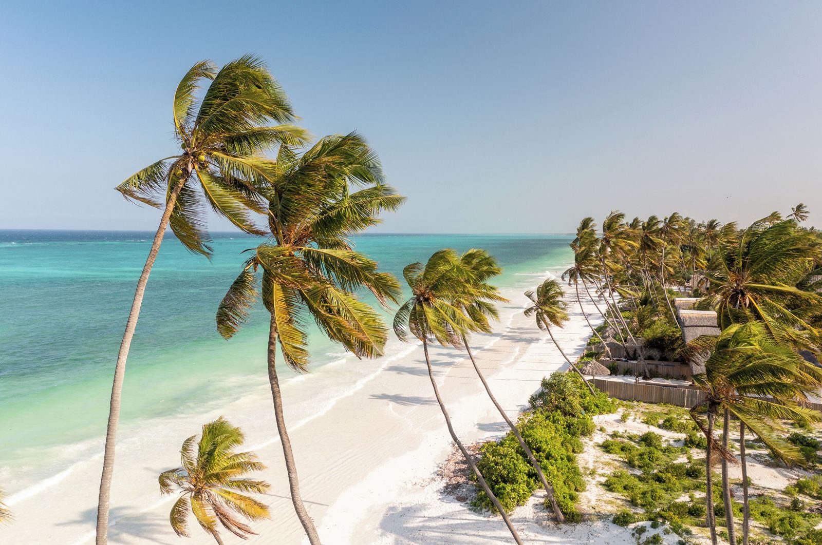 Ciudad del Cabo, Cataratas Victoria, Zambia, Zanzibar y Fanjove (Radisson e Island Pongwe) diseñado por LAT.40