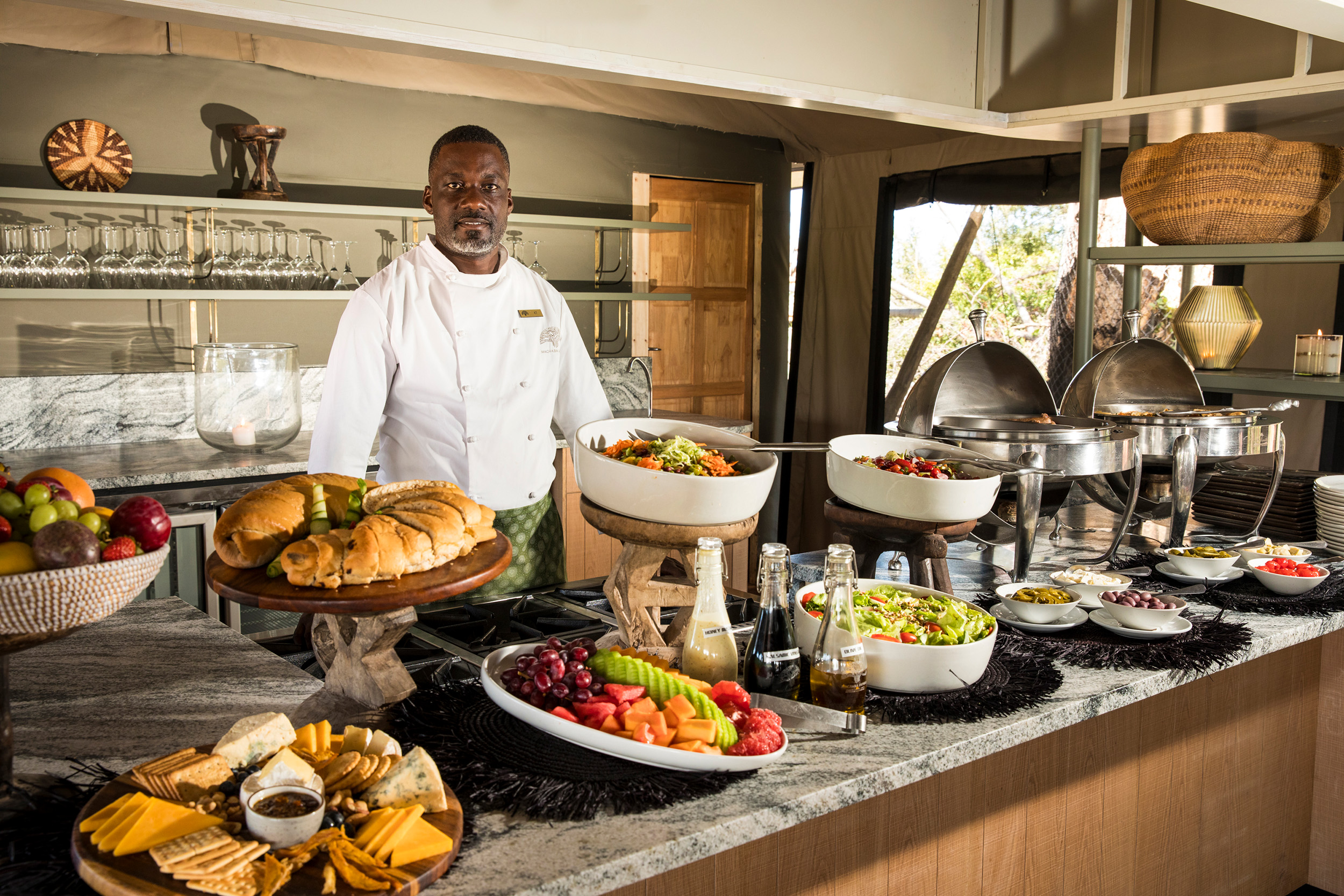Machaba safaris botswana gomoti camp breakfast