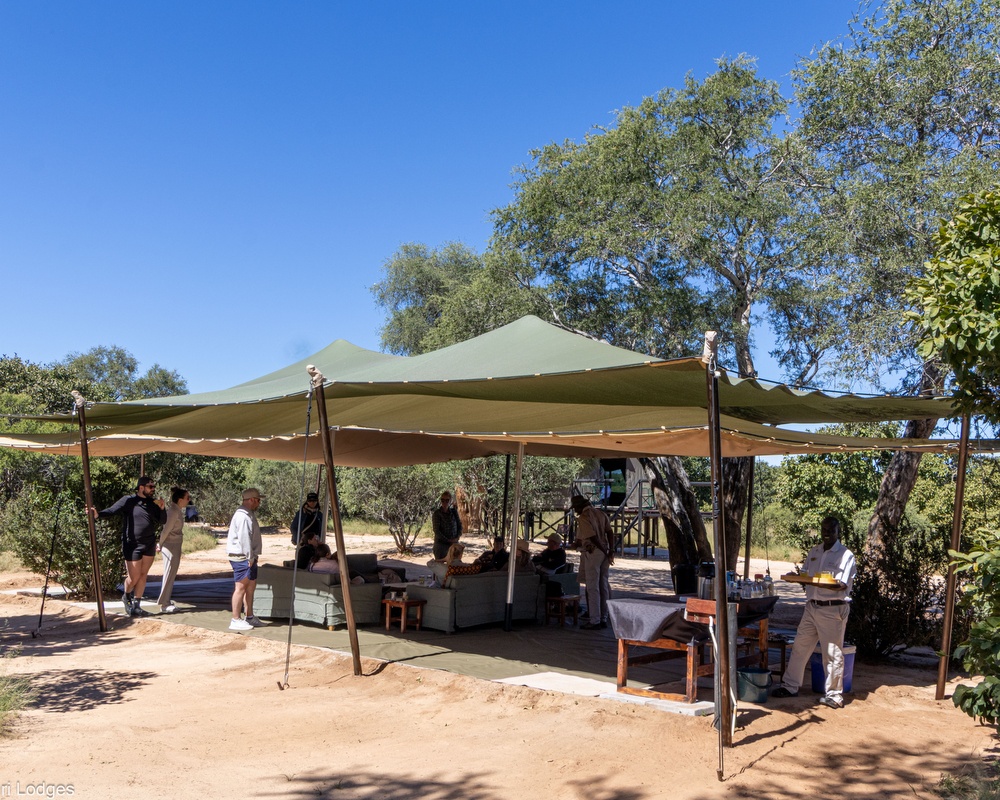 Jozibanini Camp en su destino