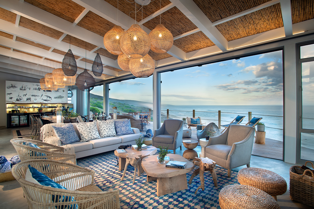 1100x733 0007 03 lekkerwater beach lodge lounge