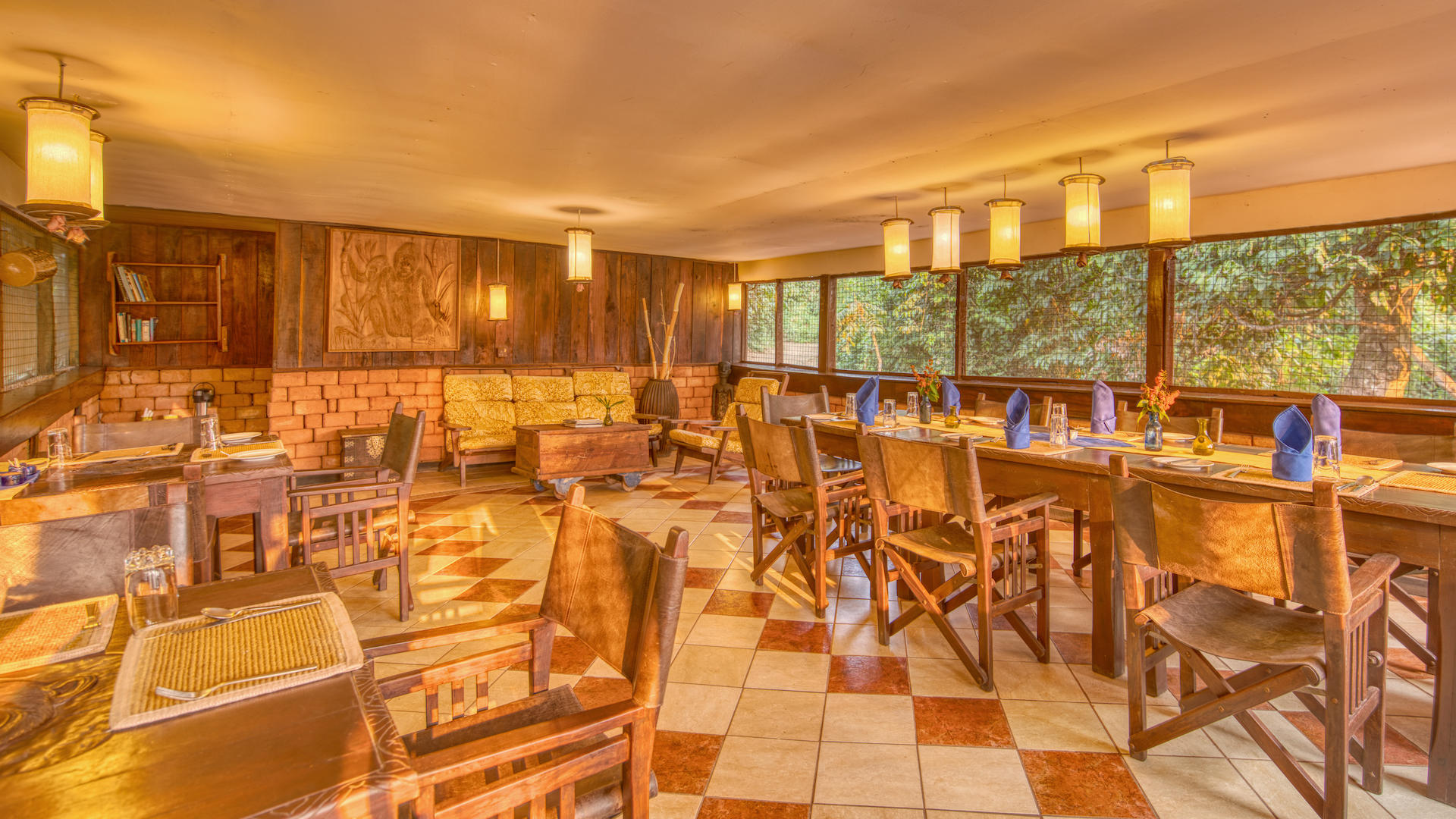 Mm gombe dining2