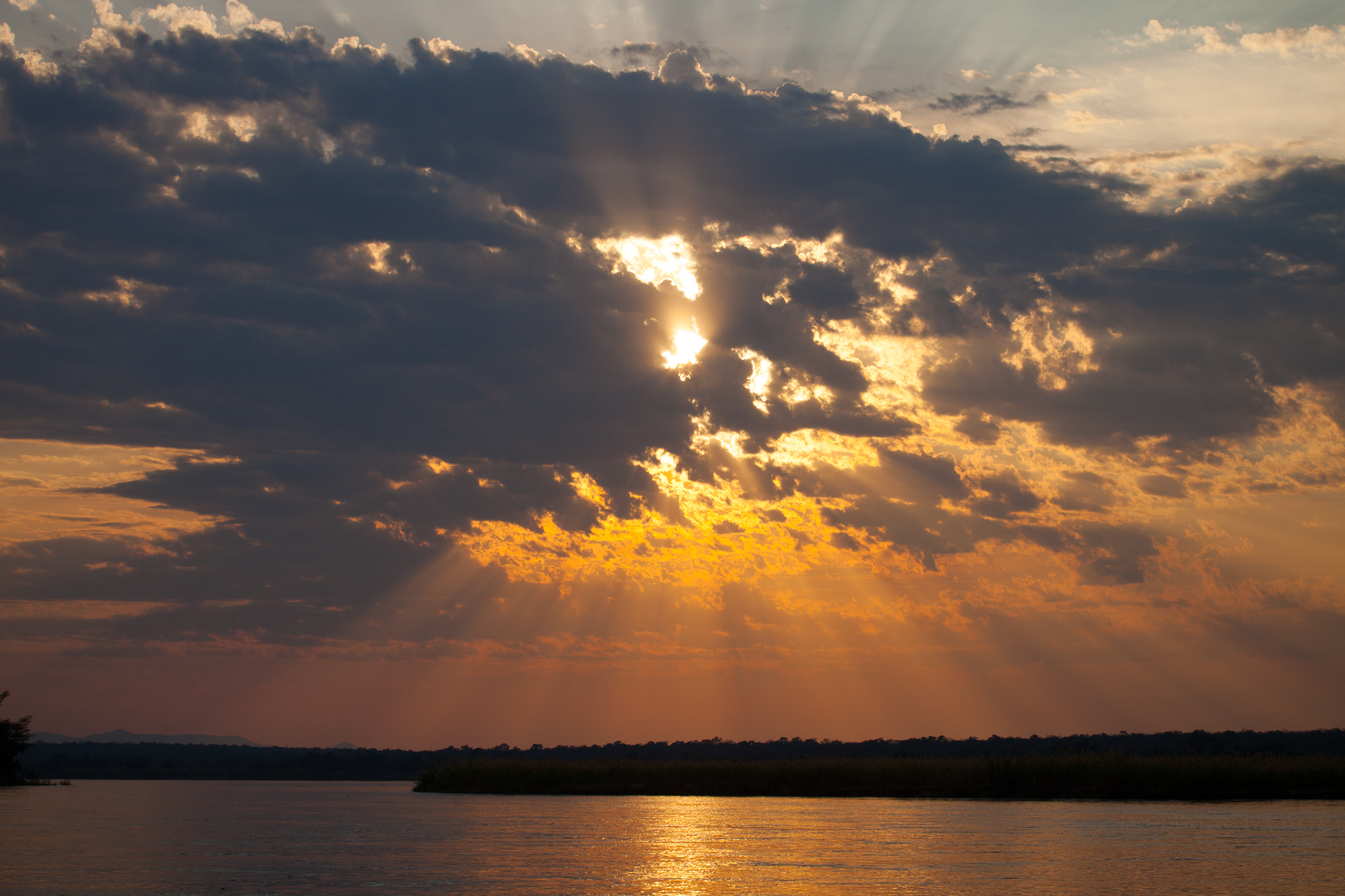 Mwambashi River Lodge en su destino
