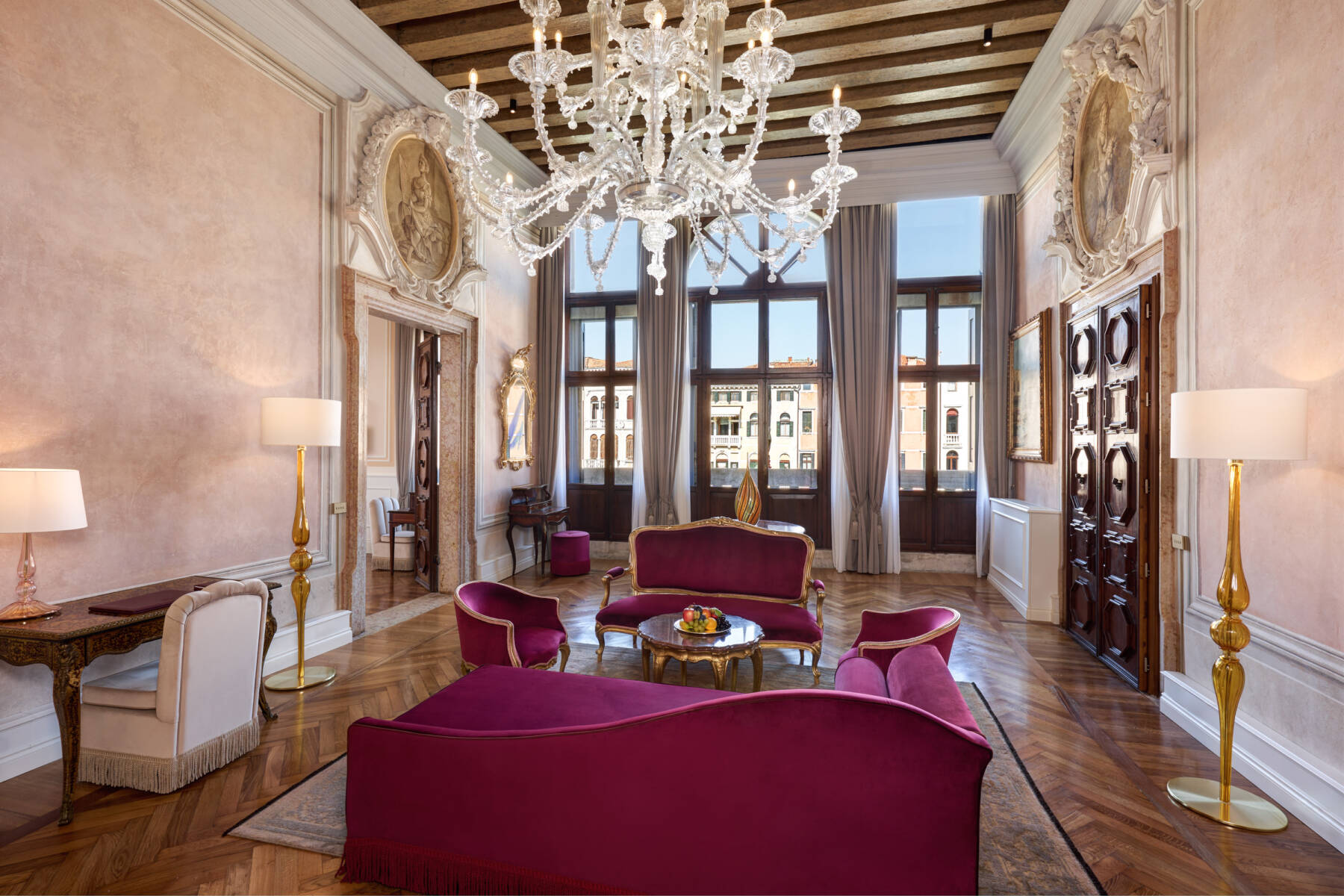 Sitting room mozart suite 3