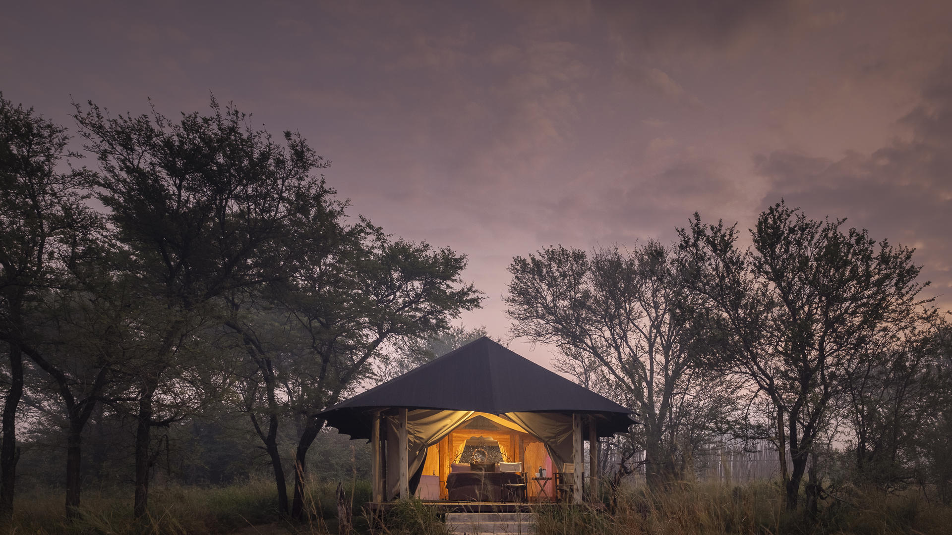 1736848259736 r6 l7918 hdr serian tents