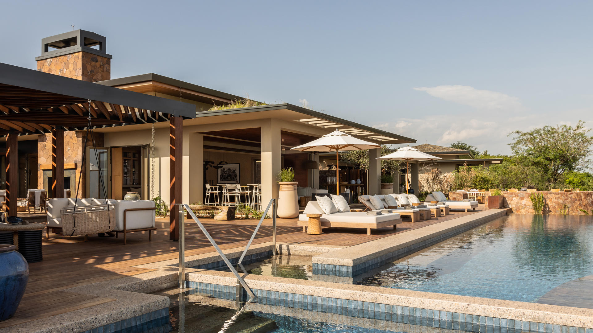 Singita milele main pool 2