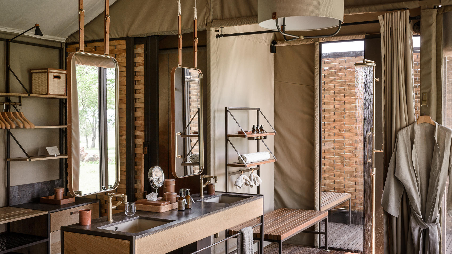 Singita sabora tented suite bathroom