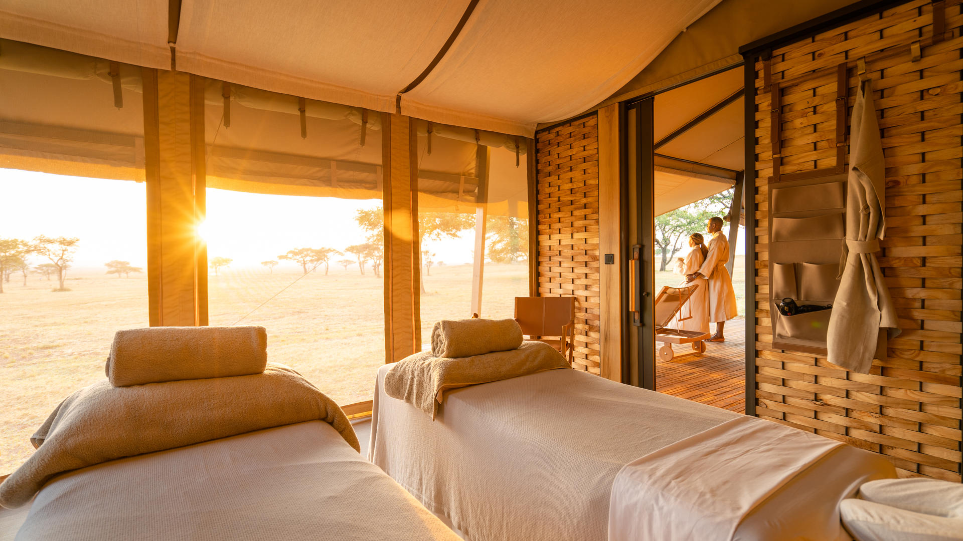Sabora wellness room treatment beds spa osse sinare 4