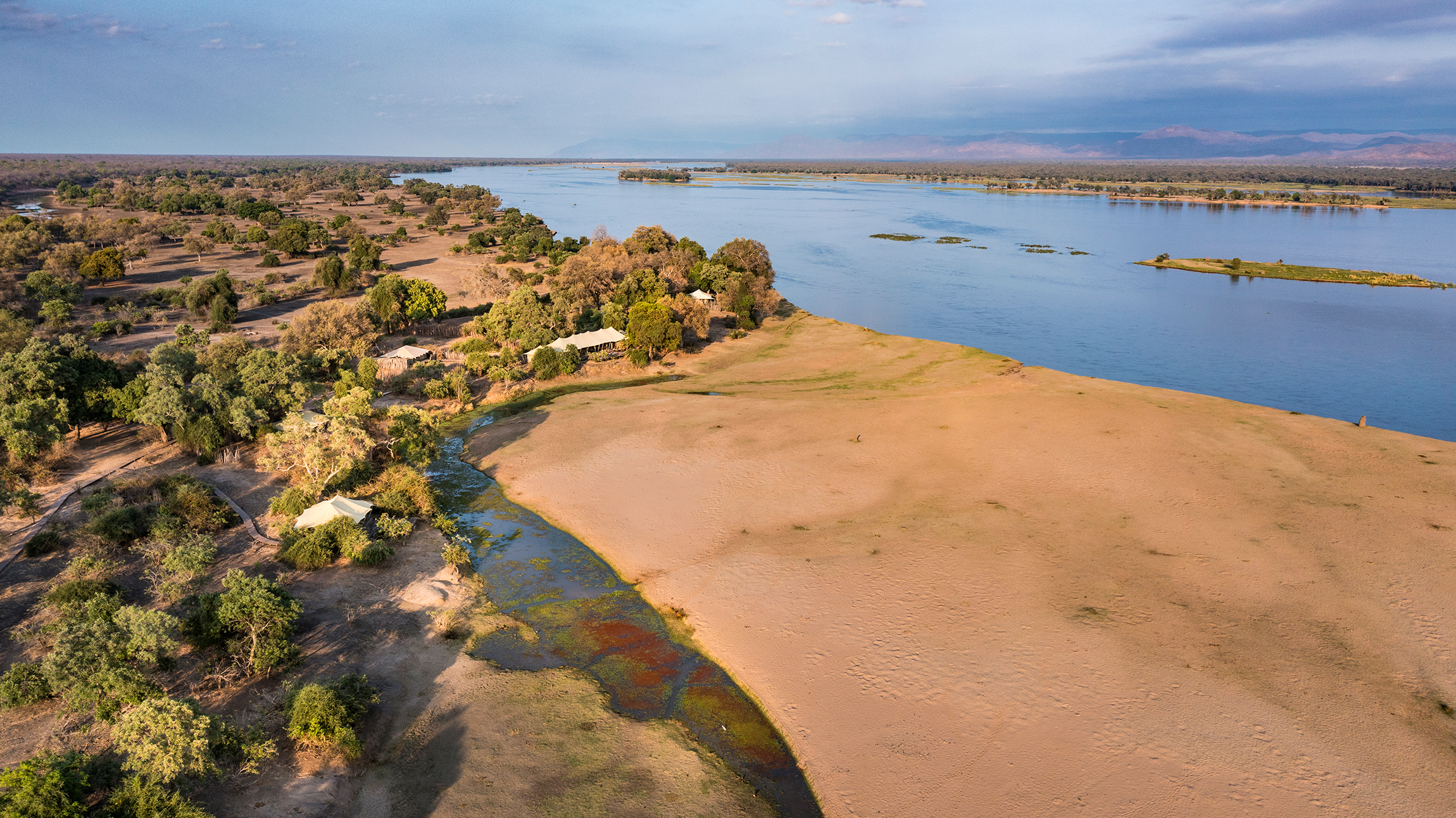 Tembo Plains Camp en Mana Pools
