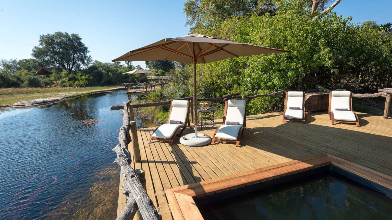 Little tubu pool deck area over river 1