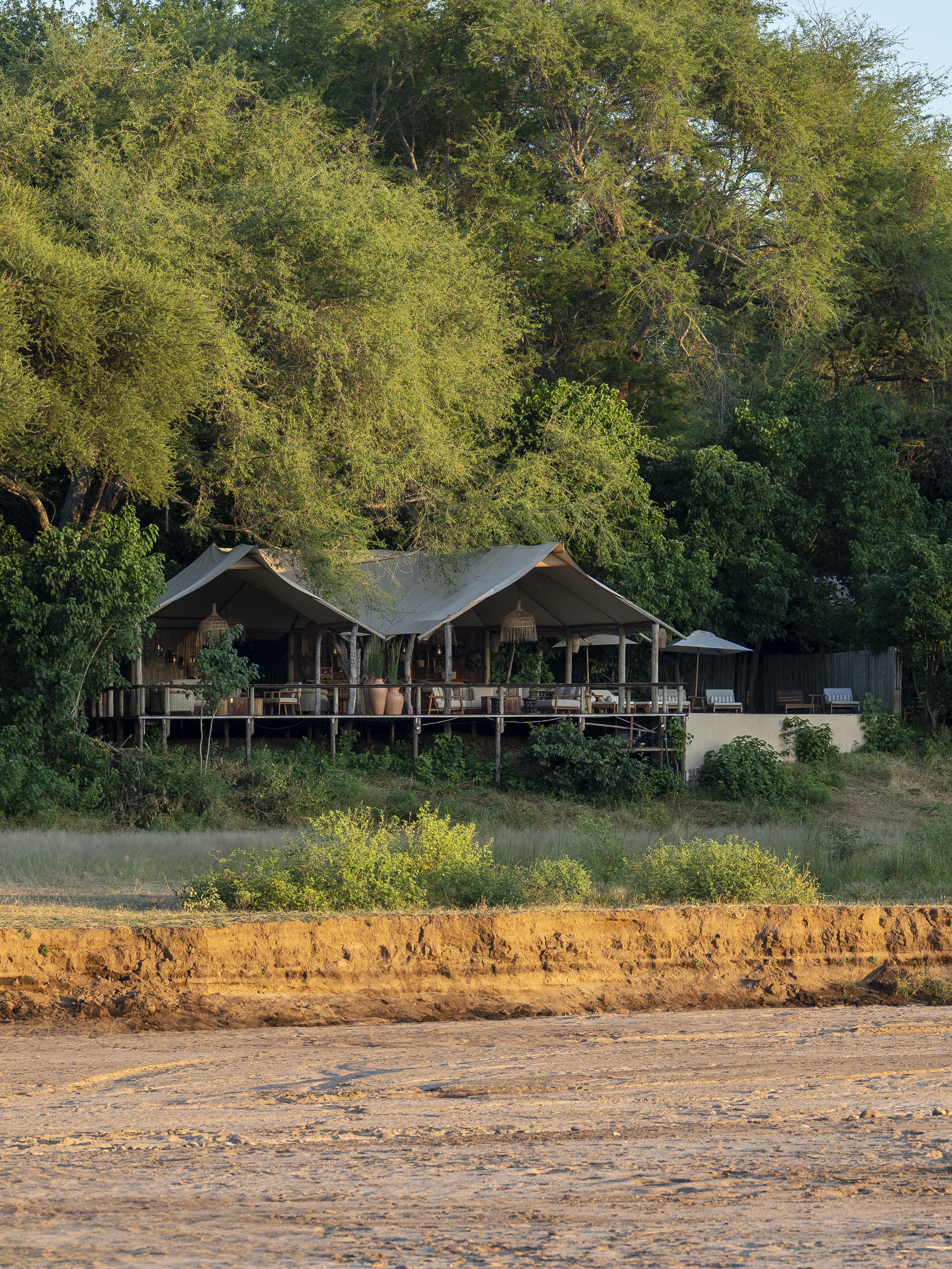 Dulini Anabezi, Lower Zambezi