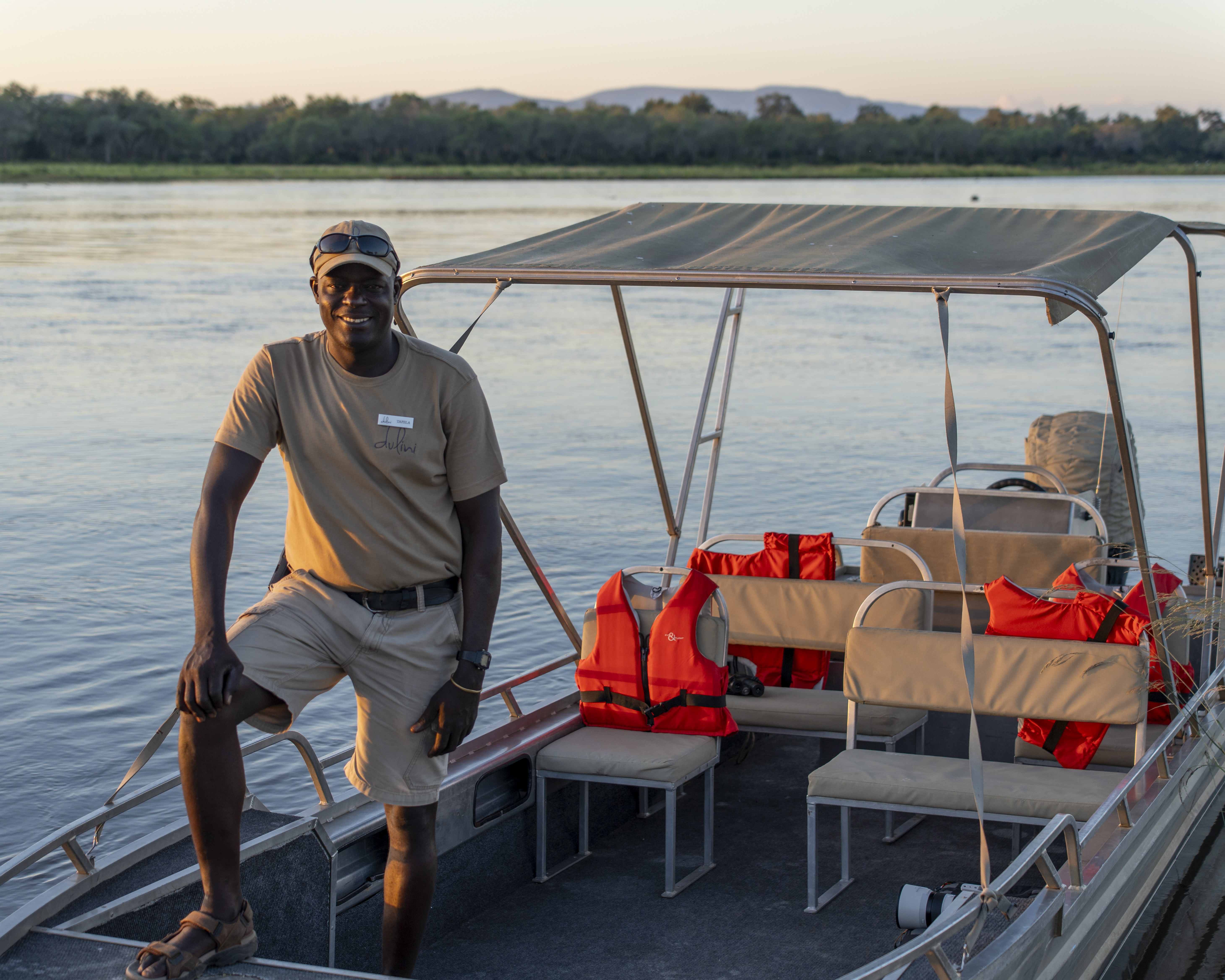 Dulini Anabezi, Lower Zambezi