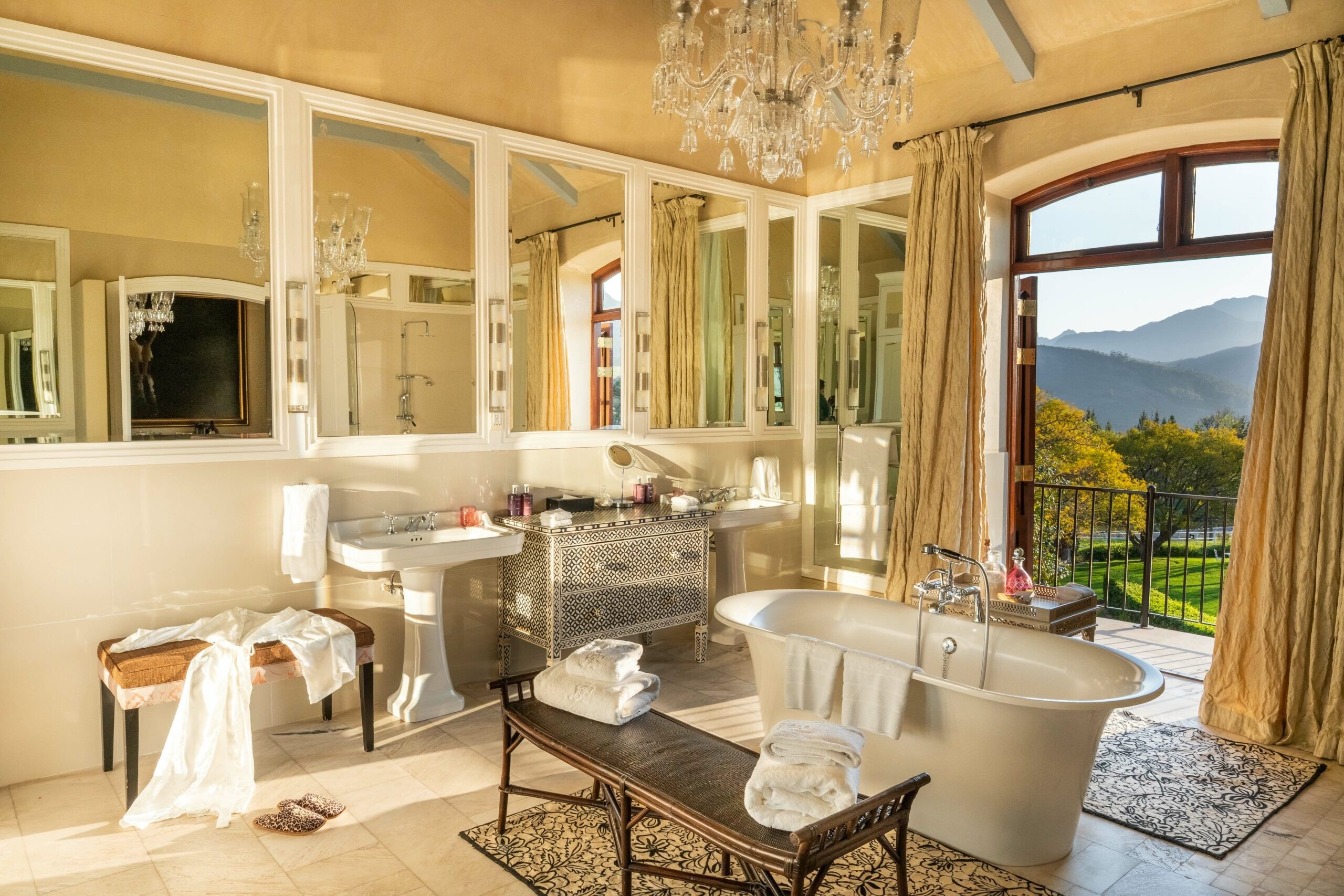 La Residence Luxury Suite 4 1