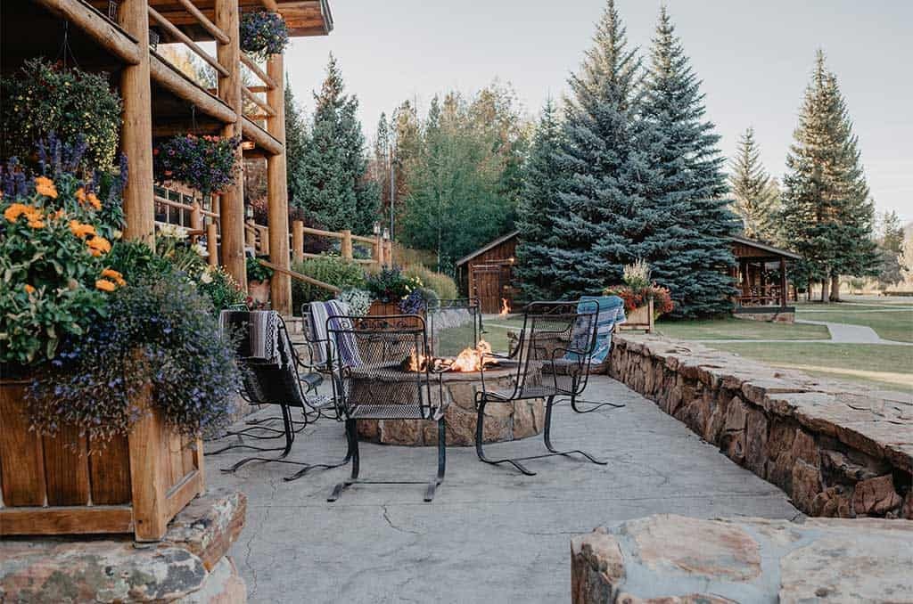 lodge fire pit pg