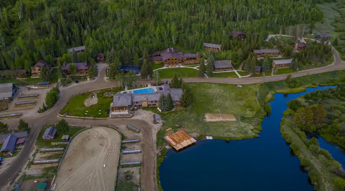 c lazy u ranch lodging  1140x631