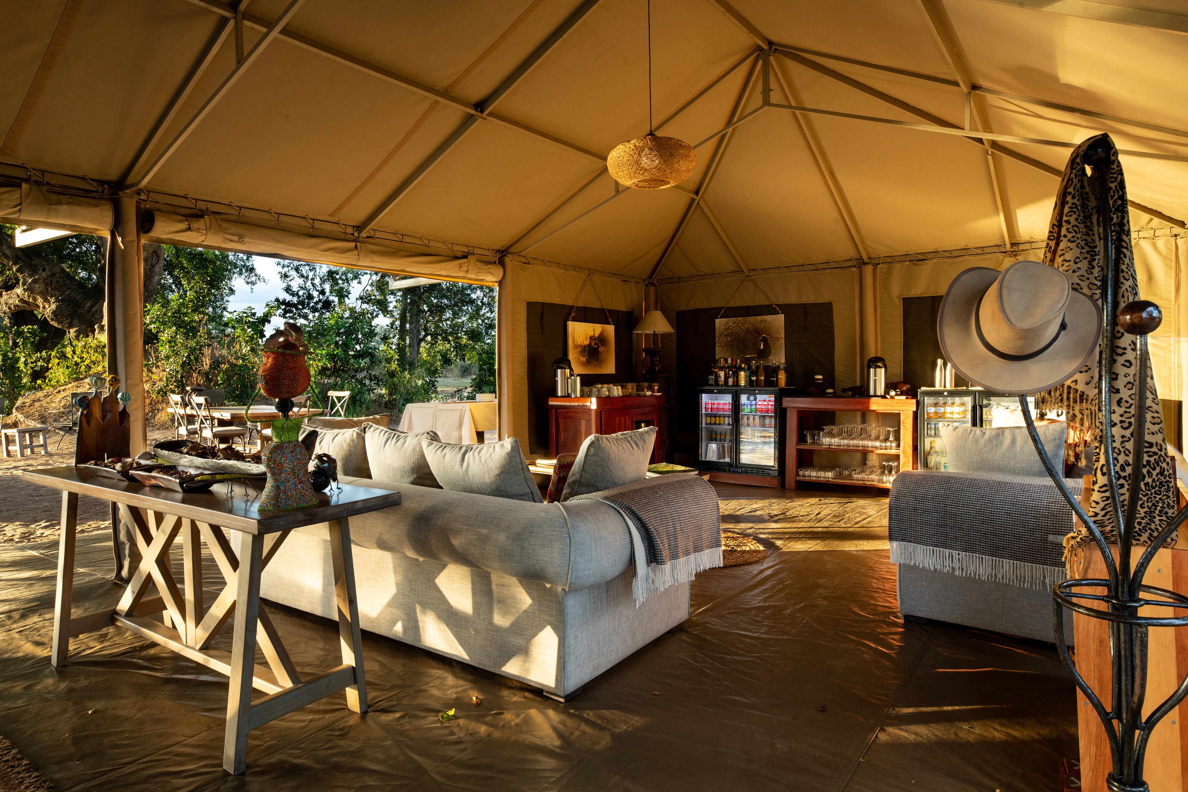 Ingwe Pan Camp, Mana Pools